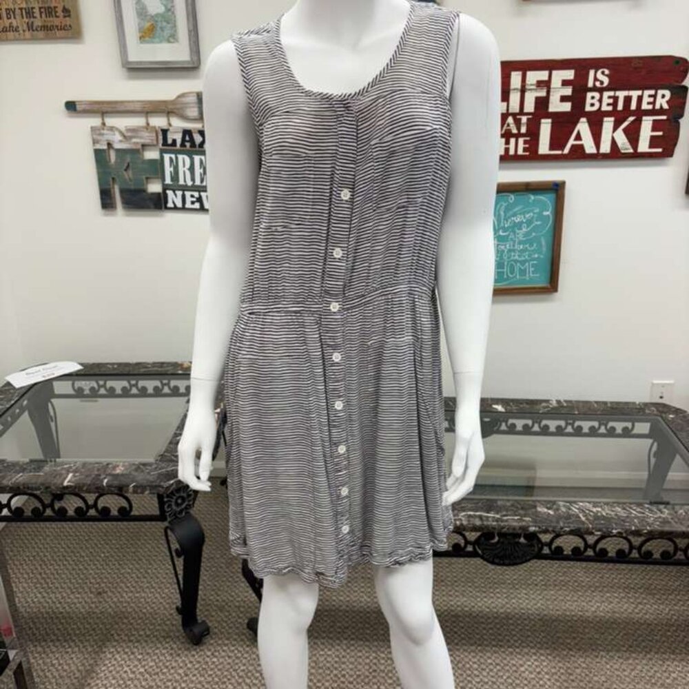 Black & White Thin‑Stripe Button‑Front Sleeveless Dress